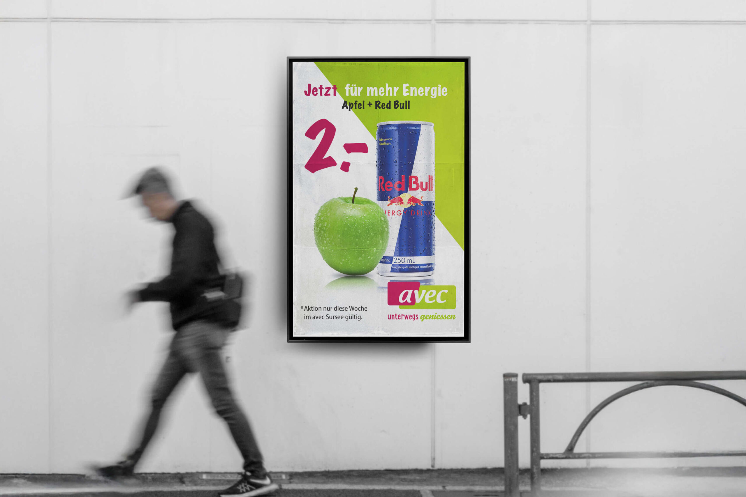 Plakat zur Red-Bull-Aktion im AVEC Shop